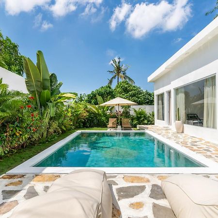 Villa Primarosa - Charming 3Br Villa With Rooftop Munggu ภายนอก รูปภาพ