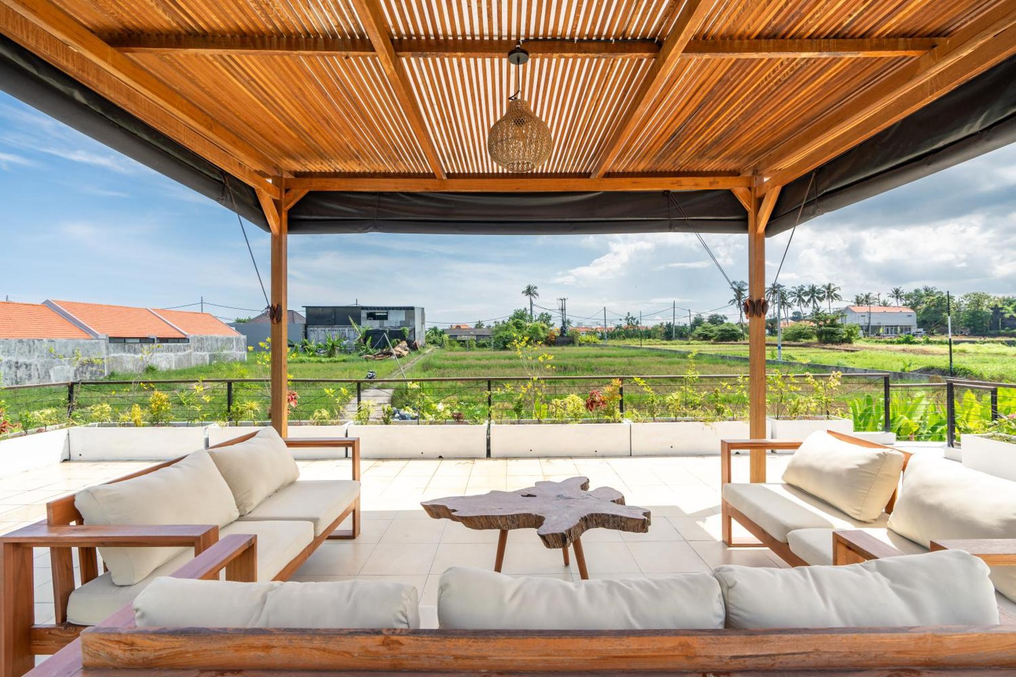 Villa Primarosa - Charming 3Br Villa With Rooftop Munggu ภายนอก รูปภาพ