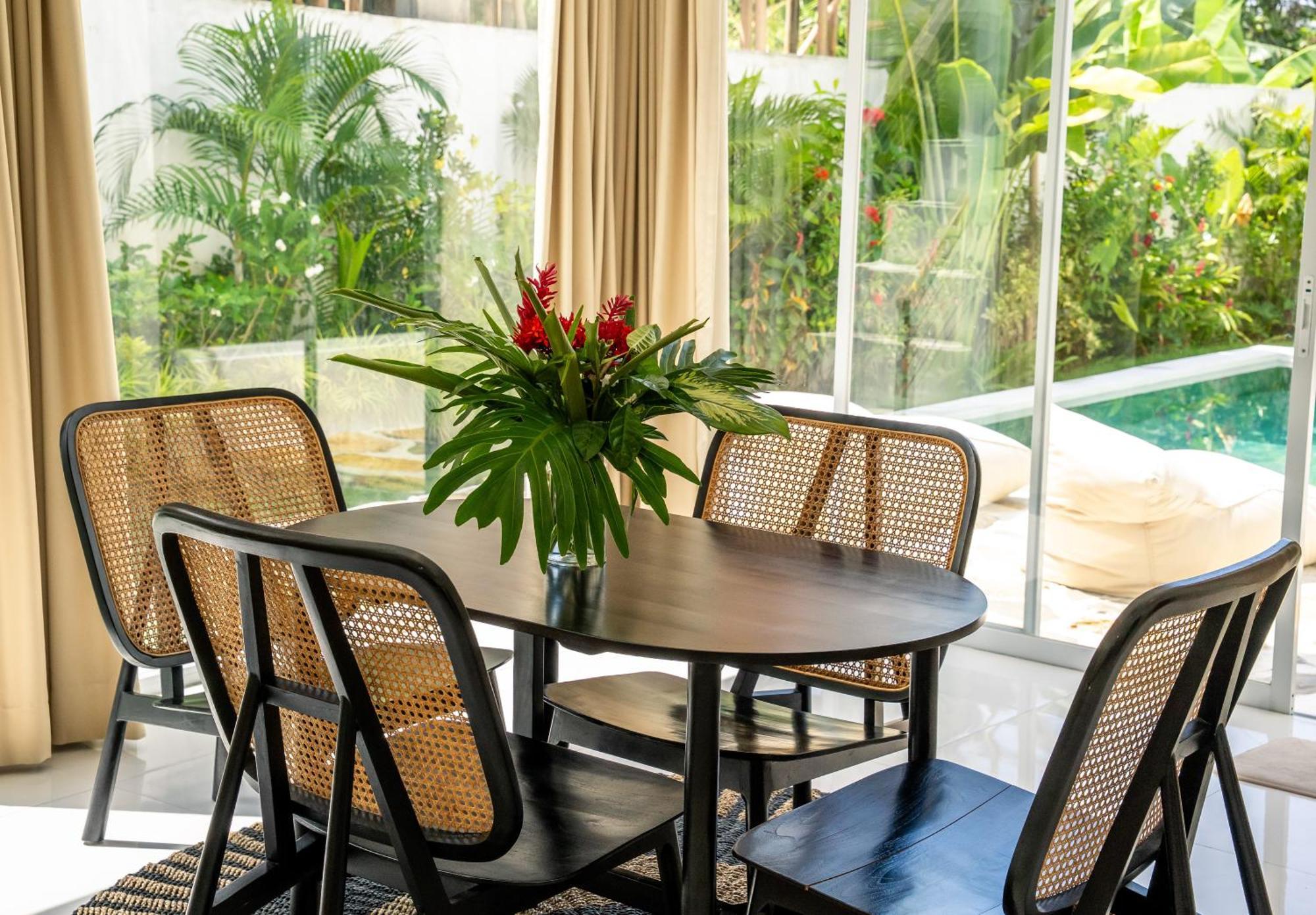 Villa Primarosa - Charming 3Br Villa With Rooftop Munggu ภายนอก รูปภาพ