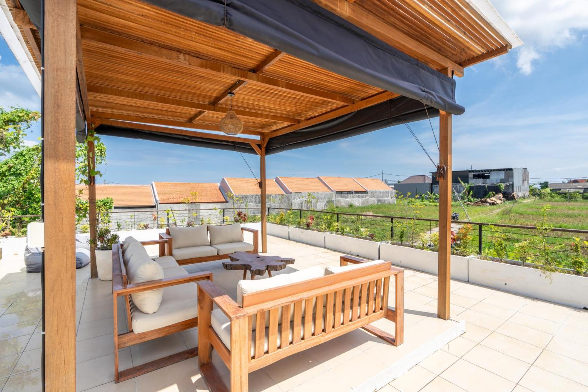 Villa Primarosa - Charming 3Br Villa With Rooftop Munggu ภายนอก รูปภาพ