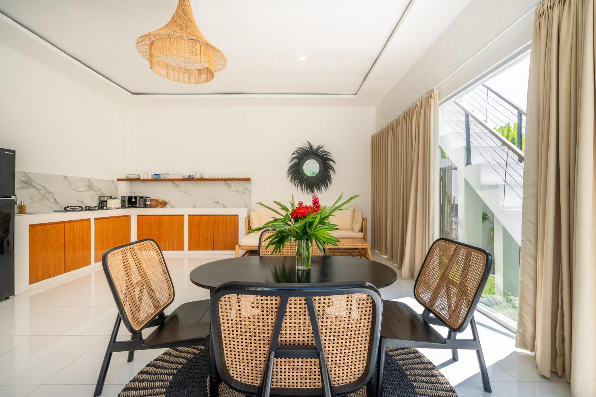 Villa Primarosa - Charming 3Br Villa With Rooftop Munggu ภายนอก รูปภาพ